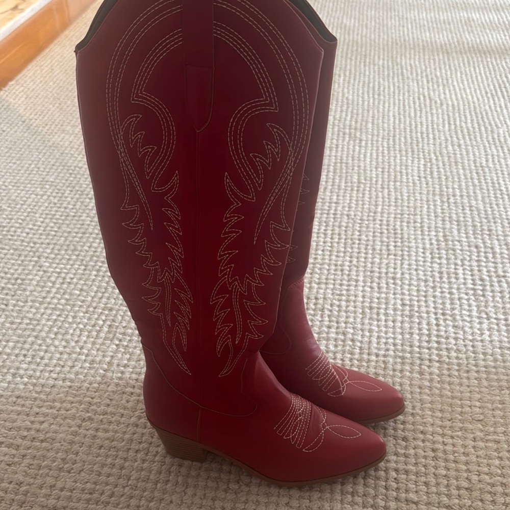 Red Western-Style Women's Boots